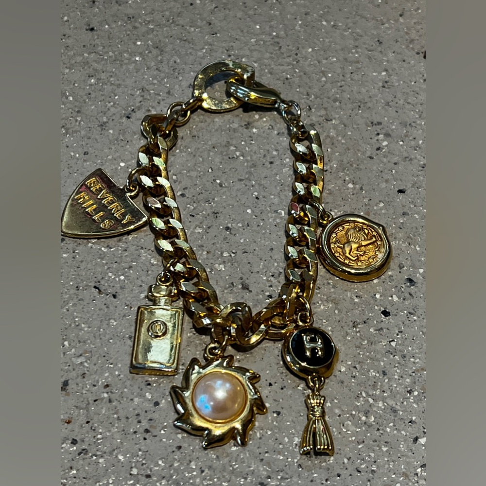 Charm bracelet